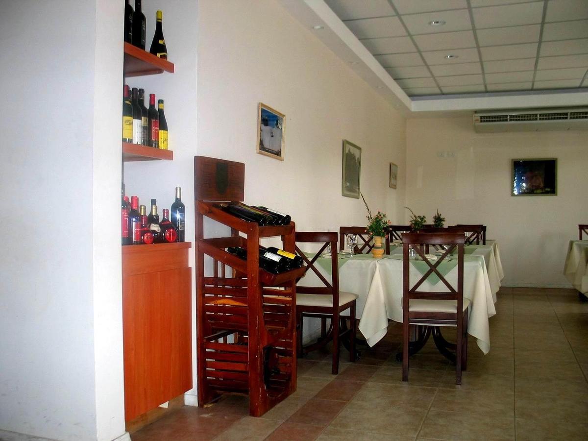 Hotel Del Centro Aimogasta Ngoại thất bức ảnh